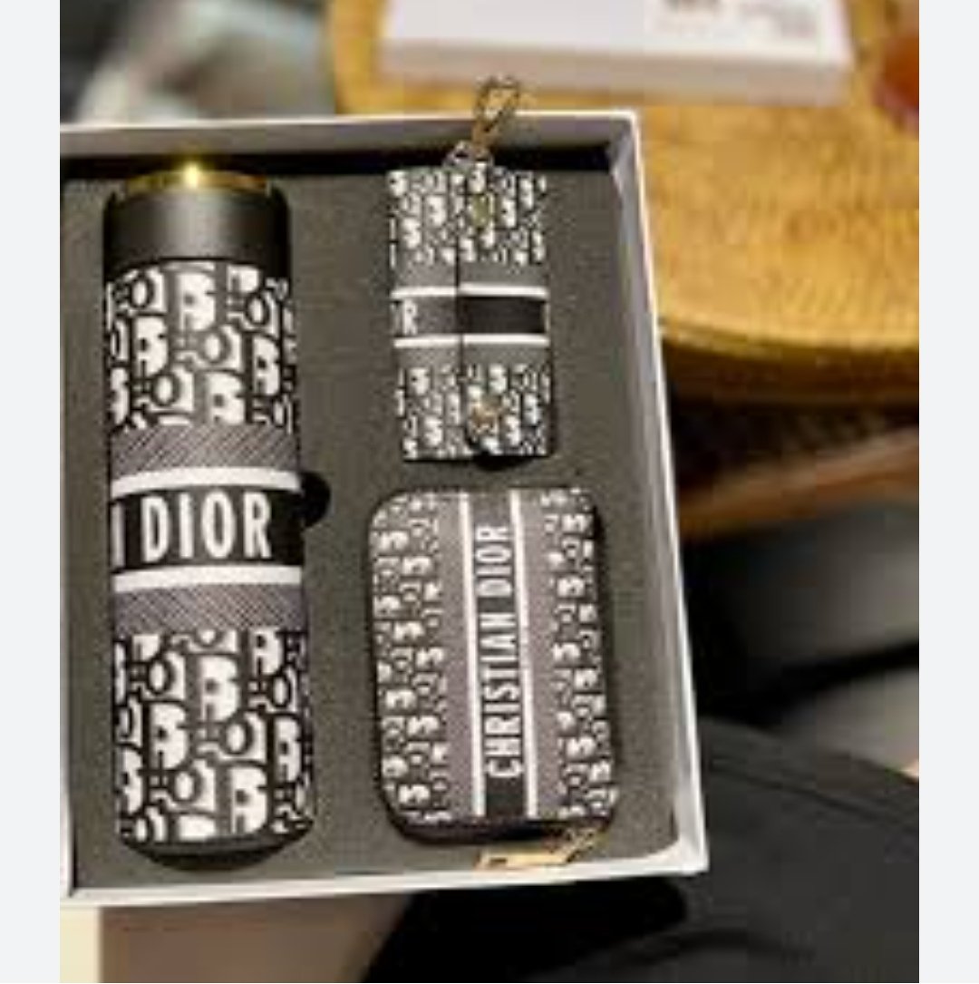 Thermos Tumbler & Wallet & Keyholder Set - Image 8 of 9